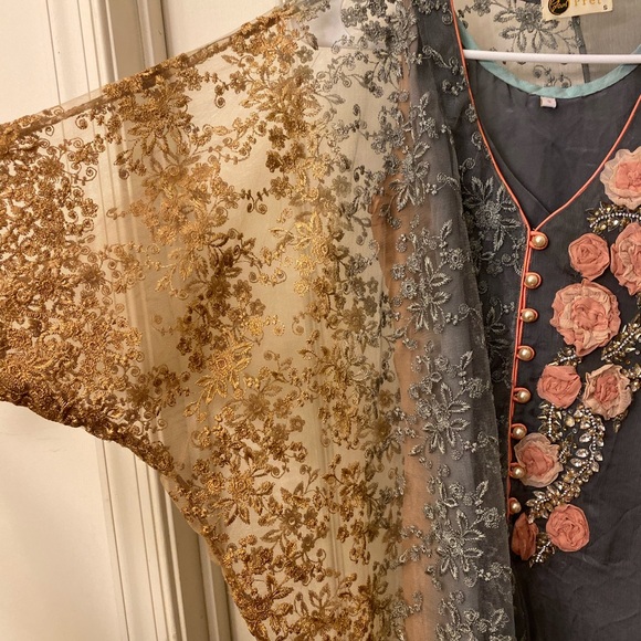 3 piece suit - Picture 3 of 7